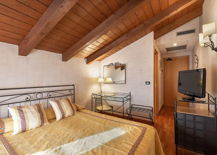 Economy Zimmer mit Kingsize-Bett